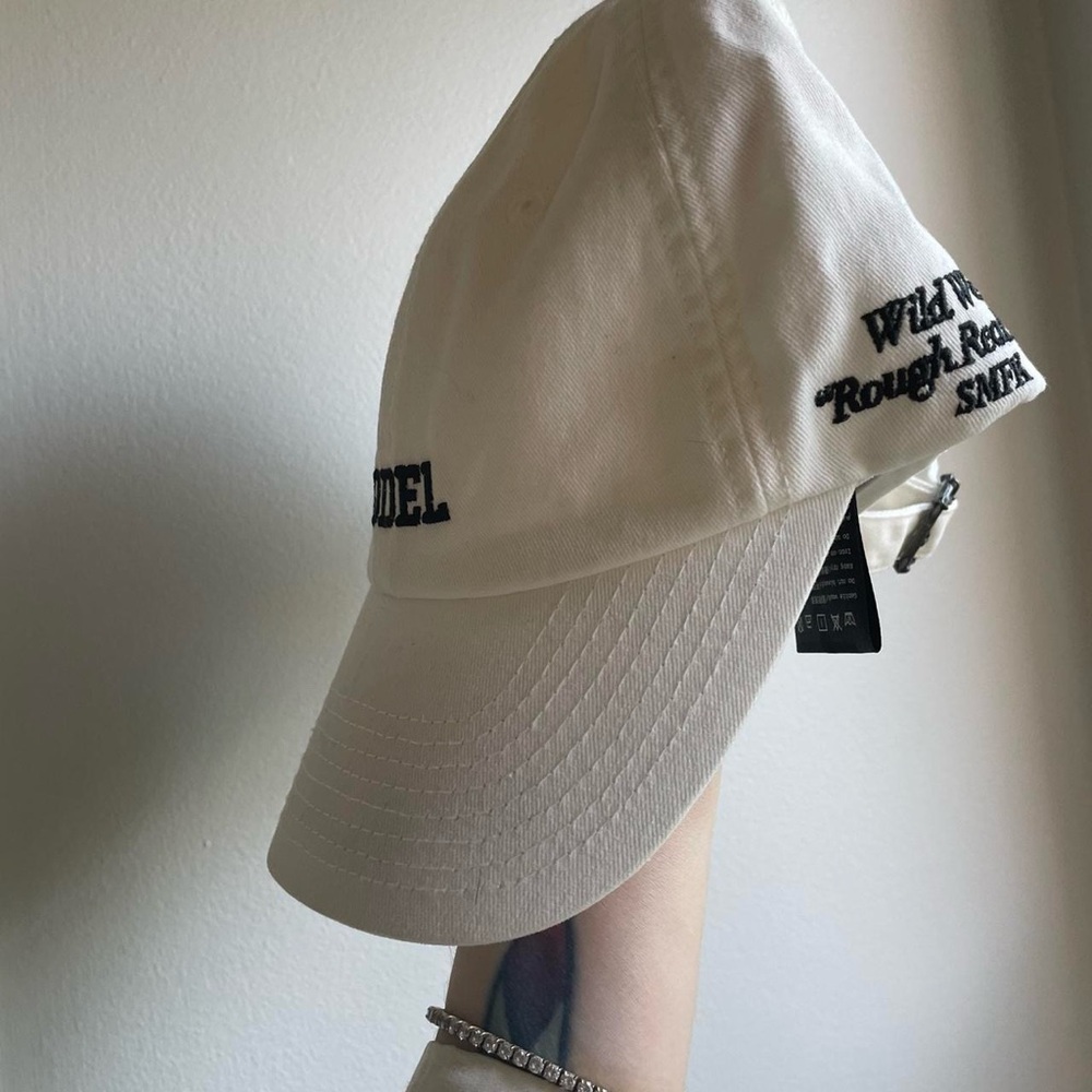 🤍 SMFK • Model White Baseball Hat w navy embroidery - Picture 9 of 14